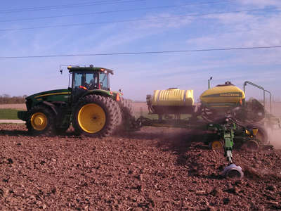 John Deere Ag Attachment